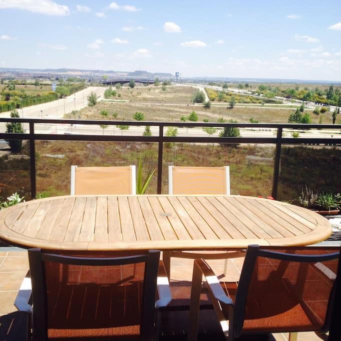 Appartamento Atico, Piscina, Ac, Wi-Fi Y Parking Gratis, Gran Terraza, Vut 47-79 Arroyo de la Encomienda Esterno foto